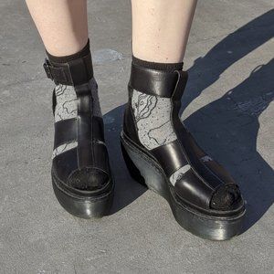 Dr. Martens Bessie Wedge Sandal 8 Black Platform